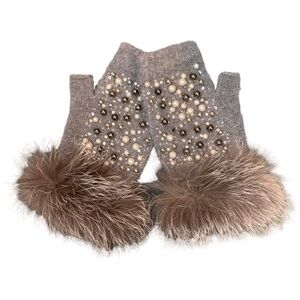 Wool Knitted Gloves with Genuine Fox Fur Trim Pearl Embellished